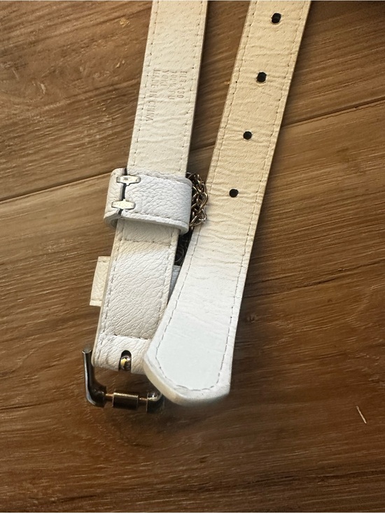Vintage Tiger Buckle White Faux Leather Belt main image 6